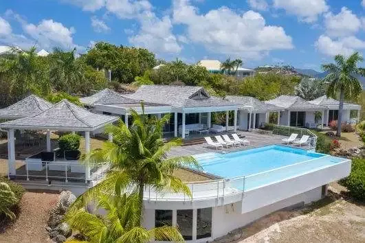 No Limit, Terres Basses hillside, St. Martin