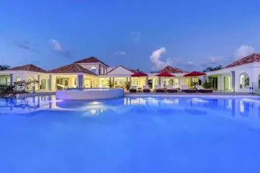 Just In Paradise, Terres Basses, hillside, French Side