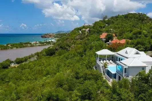 Villa Angelsmart, Terres Basses, French Side