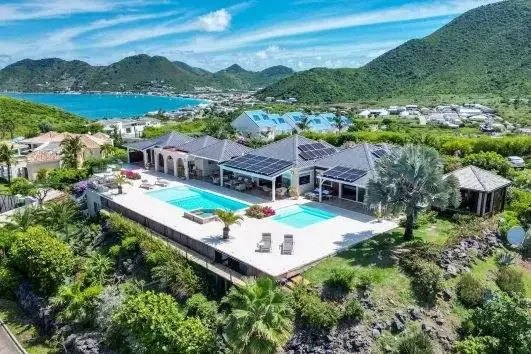 Deamin Blue Happy Bay, hillside, walk to beach, St. Martin