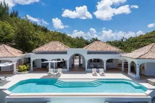 Agma, hillside Mt. Rouge, Terres Basses